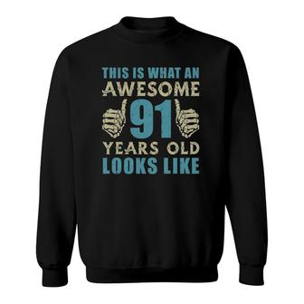 Vintage 1931 Womens Mens 91St Birthday Gift For 91 Years Old Sweatshirt | Mazezy
