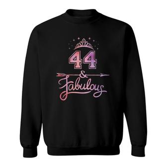 Women 44 Years Old And Fabulous Happy 44Th Birthday Sweatshirt | Mazezy DE