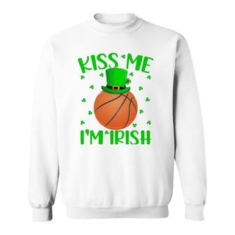Kiss Me Im Irish Leprechaun Hat Basketball St Patricks Day Sweatshirt - Thegiftio UK