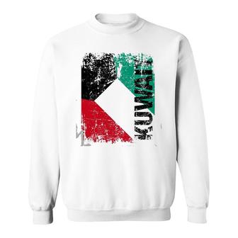 Kuwait Flag Vintage Distressed Kuwait Sweatshirt | Mazezy