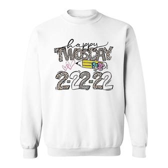 Leopard Happy Twosday 2022 February 2Nd Funny Sweatshirt - Thegiftio