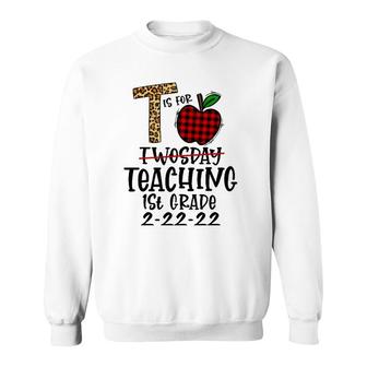 Leopard Teaching 1St Grade On Twosday Funny Teacher Women Sweatshirt | Mazezy