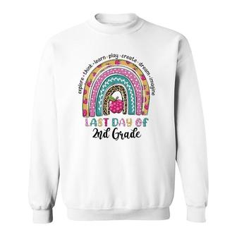 Rainbow Last Day Of School 2Nd Second Grade Funny Teacher Sweatshirt