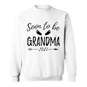 Soon To Be Grandma Est 2021 Announcement Sweatshirt | Mazezy
