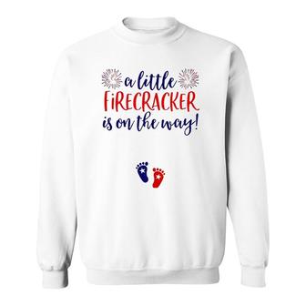 Womens 4Th Of July Pregnancy Announcement Couples Baby Reveal Sweatshirt | Mazezy