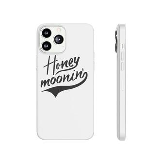Honeymoonin Cute Honeymoon After Wedding Bridal Outift Phonecase iPhone | Mazezy