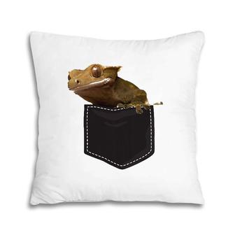 Crested Gecko Pocket Badge Pillow | Mazezy