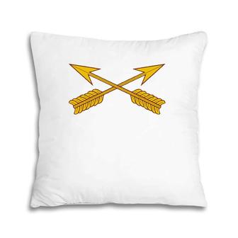 Special Forces  - Green Beret Crossed Arrows - Classic Pillow