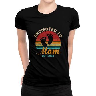 Promoted To Mom First Mothers Day 2022 Retro Color Gift For Mom Women T-shirt