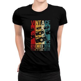 November 2014 7 Year Old 2014 Birthday Retro Vintage Women T-shirt | Mazezy