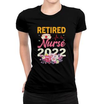 Retired Nurse 2022 Vintage Retirement Gifts Women T-shirt | Mazezy