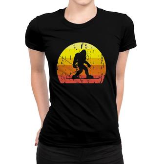 Retro Bigfoot , Vintage Winter Skiing Sasquatch Gift Women T-shirt | Mazezy