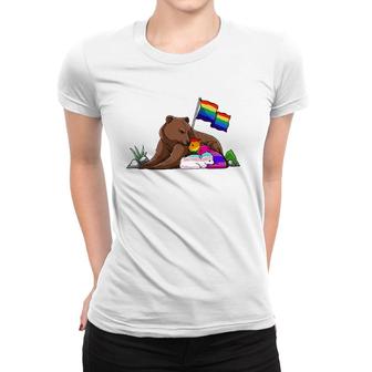 Bear Mom Free Hug Lgbt Gay Transgender Pride Accepting Women T-shirt | Mazezy