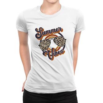 Retro Summer Vibes Women T-shirt | Mazezy