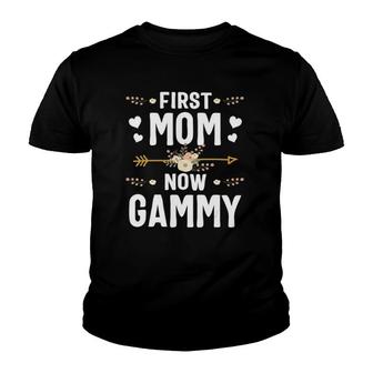 First Mom Now Gammy New Gammy Mother's Day Youth T-shirt | Mazezy