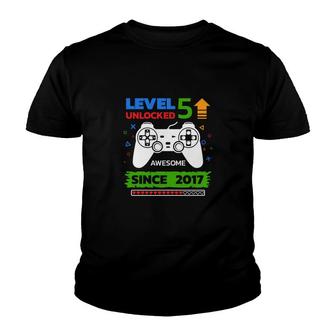 Funny 5Th Birthday Gifts For Gamers Level 5 Unlocked Youth T-shirt - Seseable