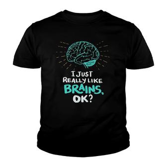 Funny Doctor For Neuroscientists And Nurses Youth T-shirt | Mazezy