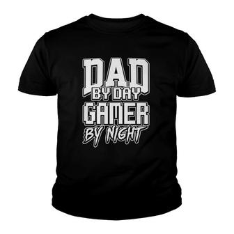Gamer Dad Fathers Day Video Computer Games Gift Idea Youth T-shirt | Mazezy