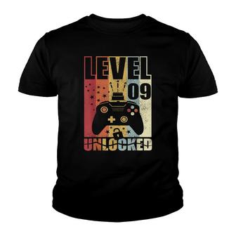 Level 9 Unlocked Birthday Level Up 9Th Birthday Gamer 9Th Youth T-shirt - Seseable