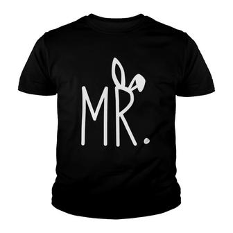 Mens Mr Easter Bunny Gift For Husband Boyfriend Dad Groom Youth T-shirt | Mazezy DE