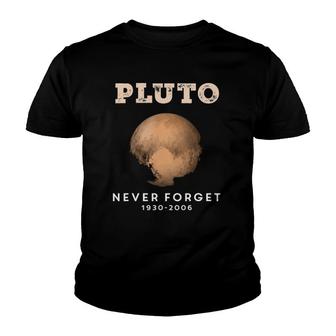 Never Forget Pluto Costume Retro Vintage Space Astronomy Youth T-shirt | Mazezy