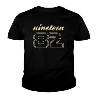 Nineteen 1982 Vintage 40 Years Old Men Women 40Th Birthday Youth T-shirt | Mazezy