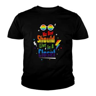 No One Should Live In A Closet Lgbt-Q Gay Pride Proud Ally Youth T-shirt | Mazezy