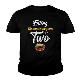 Womens Pregnancy Eating Cheeseburgers For Two 4Th Of July Youth T-shirt | Mazezy