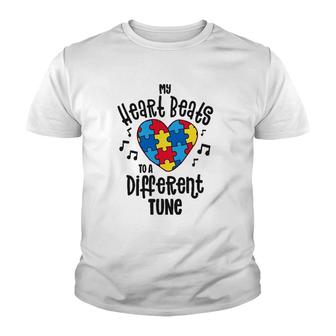 Heart Beats To A Different Tune Autism Awareness Mom Kids Youth T-shirt | Mazezy DE