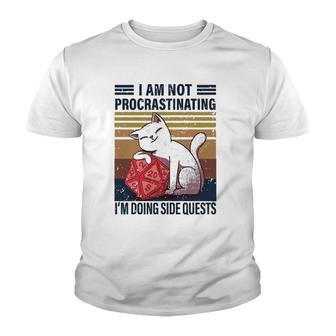 I'm Not Procrastinating I'm Doing Side Quests D20 Rpg Cat Youth T-shirt | Mazezy