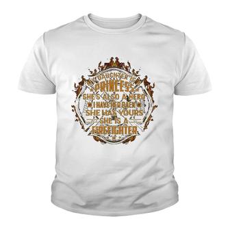 She Has Your Back Firefighter Youth T-shirt - Thegiftio UK