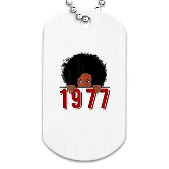 Black Queen Born In 1977 Dog Tag | Mazezy