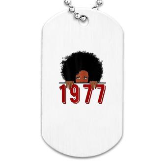 Womens Black Queen Born In 1977 Dog Tag | Mazezy