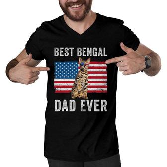 Bengal Dad American Flag Bengal Cat Lover Owner Kitty Kitten Men V-Neck Tshirt | Mazezy