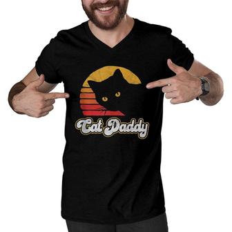 Cat Daddy Funny Vintage Eighties Style Cat Retro Distressed Men V-Neck Tshirt | Mazezy