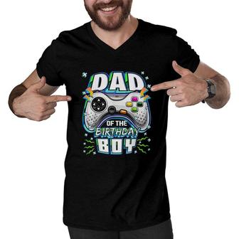 Dad Of The Birthday Boy Matching Video Gamer Birthday Party Men V-Neck Tshirt - Seseable