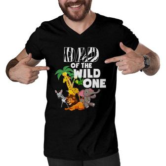 Dad Of The Wild One Zoo Theme Birthday Safari Jungle Men V-Neck Tshirt | Mazezy
