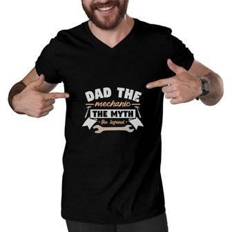 Dad The Mechanic Men V-Neck Tshirt | Mazezy