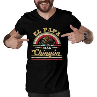 El Papa Mas Chingon Funny Mexican Flag Cool Dad Gift Regalo Men V-Neck Tshirt | Mazezy