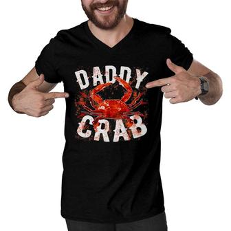 Father's Day Funny Gift - Daddy Crab Men V-Neck Tshirt | Mazezy