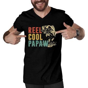 Father's Day S Vintage Fishing Reel Cool Papaw Men V-Neck Tshirt | Mazezy