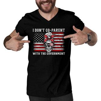 I Don't Co Parent With The Government Patriotic Mom Dad Men V-Neck Tshirt | Mazezy