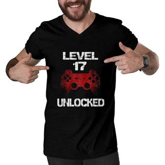Level 17 Unlocked Boys 17th Birthday 17 Year Old Gamer Men V-Neck Tshirt - Seseable