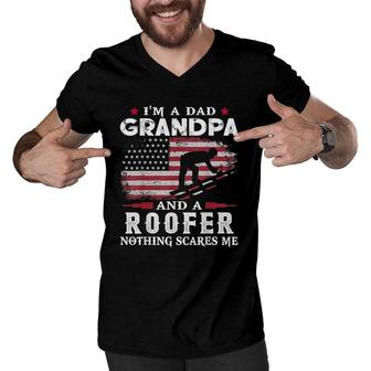 Mens Dad Grandpa Roofer Nothing Scares Me Usa Men V-Neck Tshirt | Mazezy