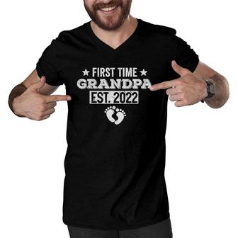 Mens Mens First Time Grandpa Est 2022 Promoted To New Grandfather Men V-Neck Tshirt | Mazezy