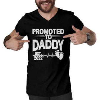 Promoted To Daddy 2022 First Time Father New Dad Father's Day Men V-Neck Tshirt | Mazezy