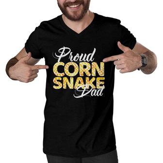 Proud Corn Snake Dad Design For Proud Fathers Of Corn Snakes Men V-Neck Tshirt | Mazezy