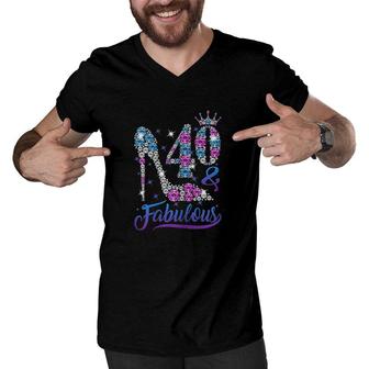 Womens 40 And Fabulous Stepping Into My 40th Birthday Gift Womens Men V-Neck Tshirt - Seseable
