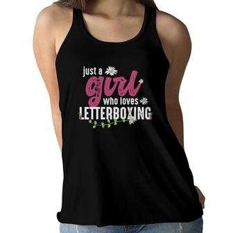 Just A Girl Who Loves Letterboxing - Letterboxer Women Flowy Tank | Mazezy