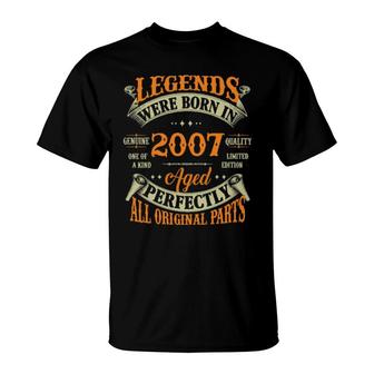 15Th Birthday Vintage Legends Born In 2007 15 Years Old T-Shirt | Mazezy